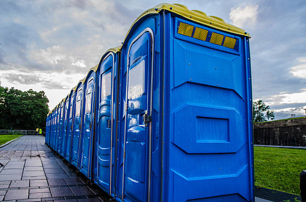 Portable Toilet Options We Offer in Hampton, IL